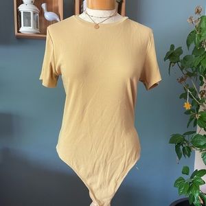 🍄2/$10 AEO bodysuit